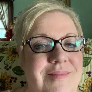 Meet your Posher, Nancy